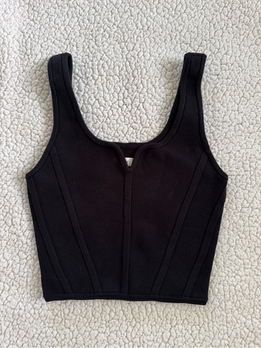 Aerie Black V-Notch Crop Tank